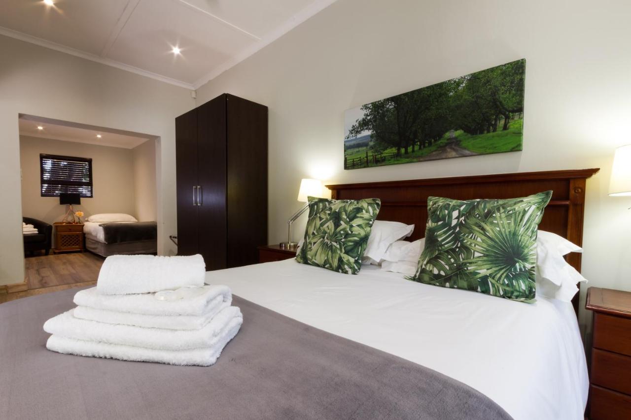 סנדטון The Pecan Tree Guesthouse מראה חיצוני תמונה
