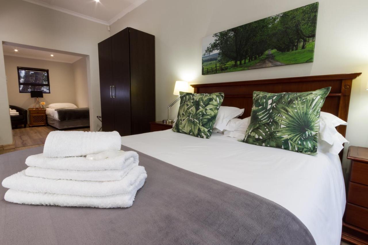 סנדטון The Pecan Tree Guesthouse מראה חיצוני תמונה