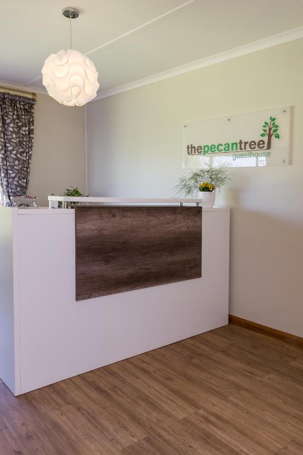 סנדטון The Pecan Tree Guesthouse מראה חיצוני תמונה